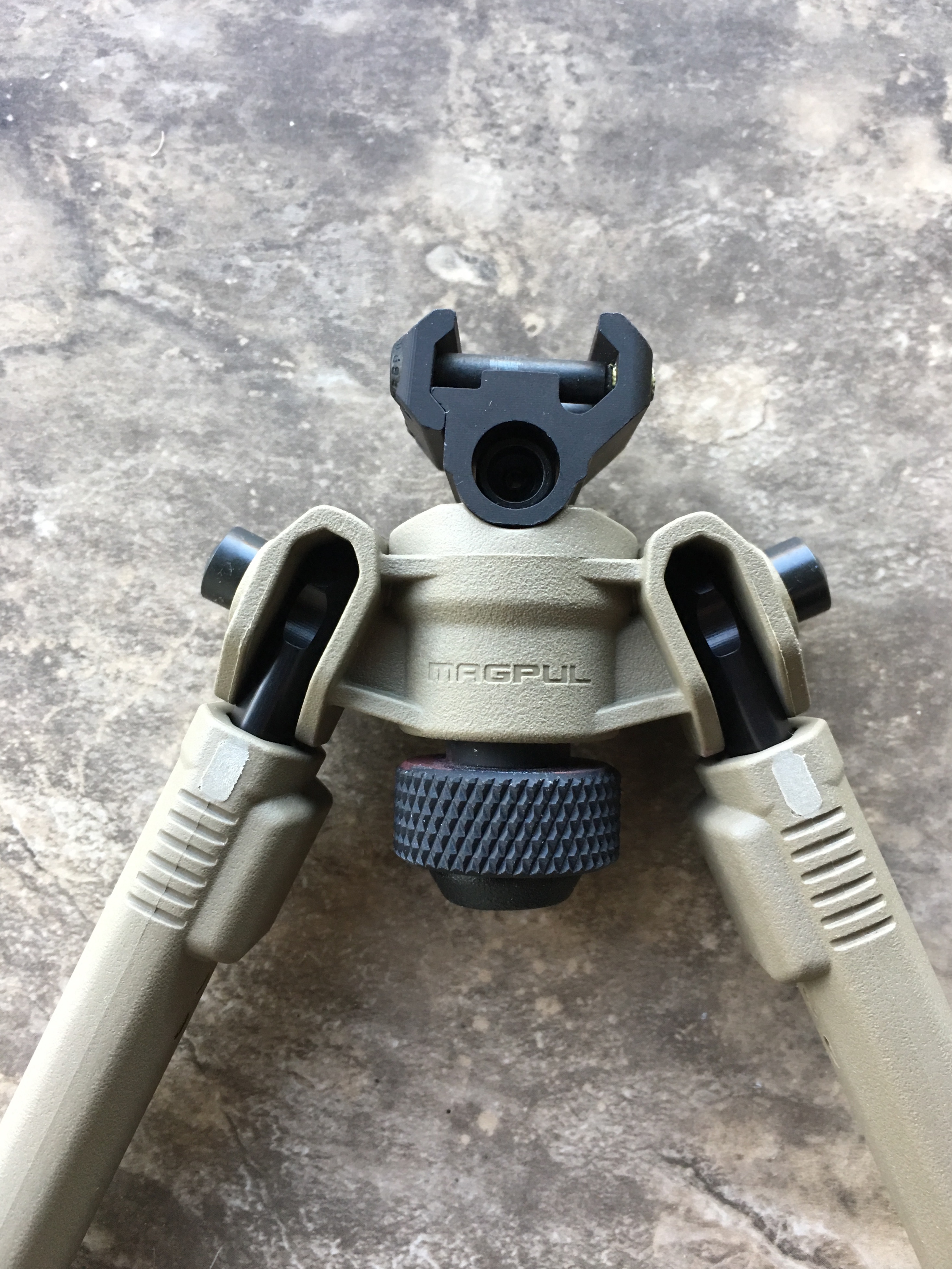 Magpul Industries Bipod For 1913 Picatinny Rail Flat Dark Earth Finish ...