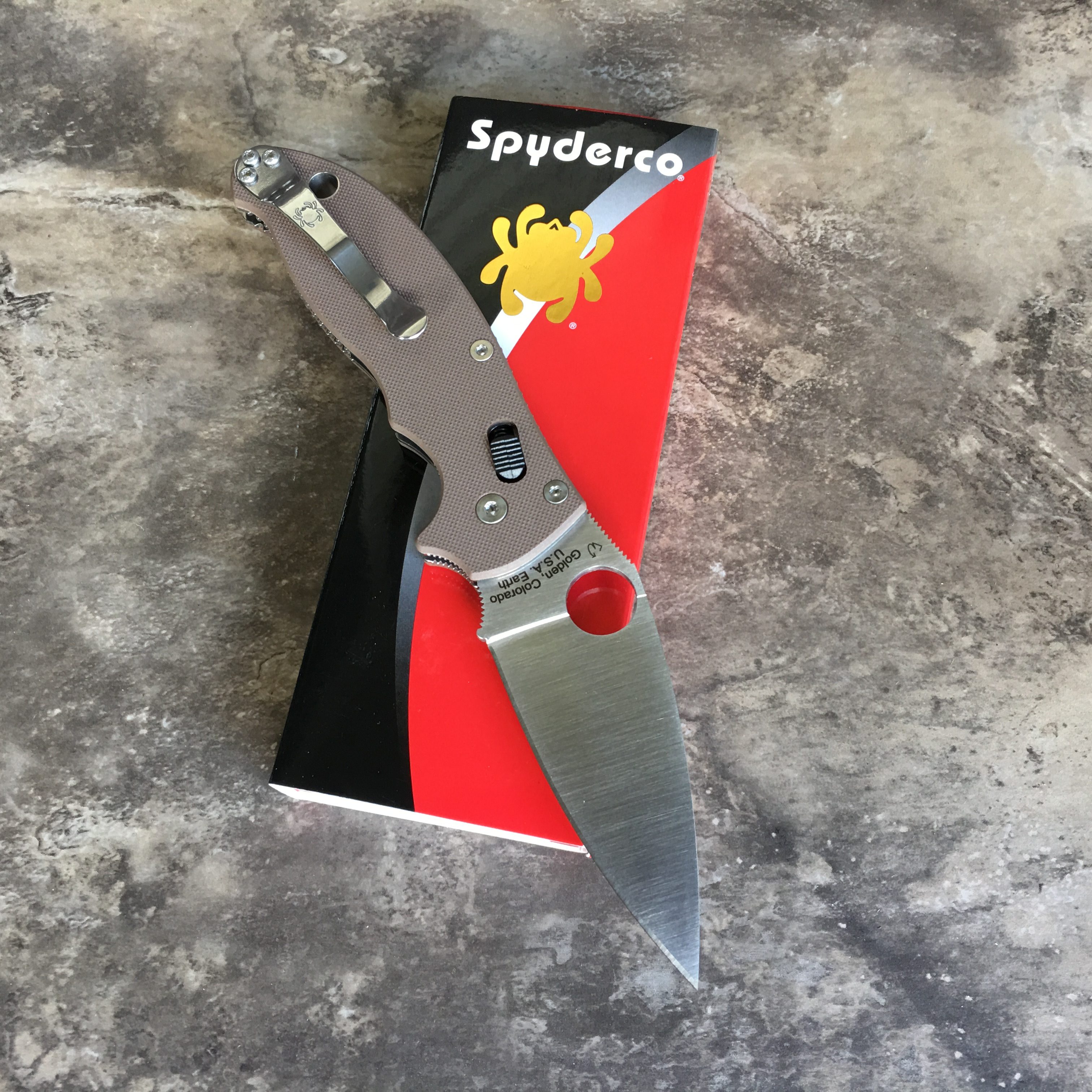 Spyderco Exclusive Manix 2 Folder 3.38 Inch M390 Satin Blade Earth