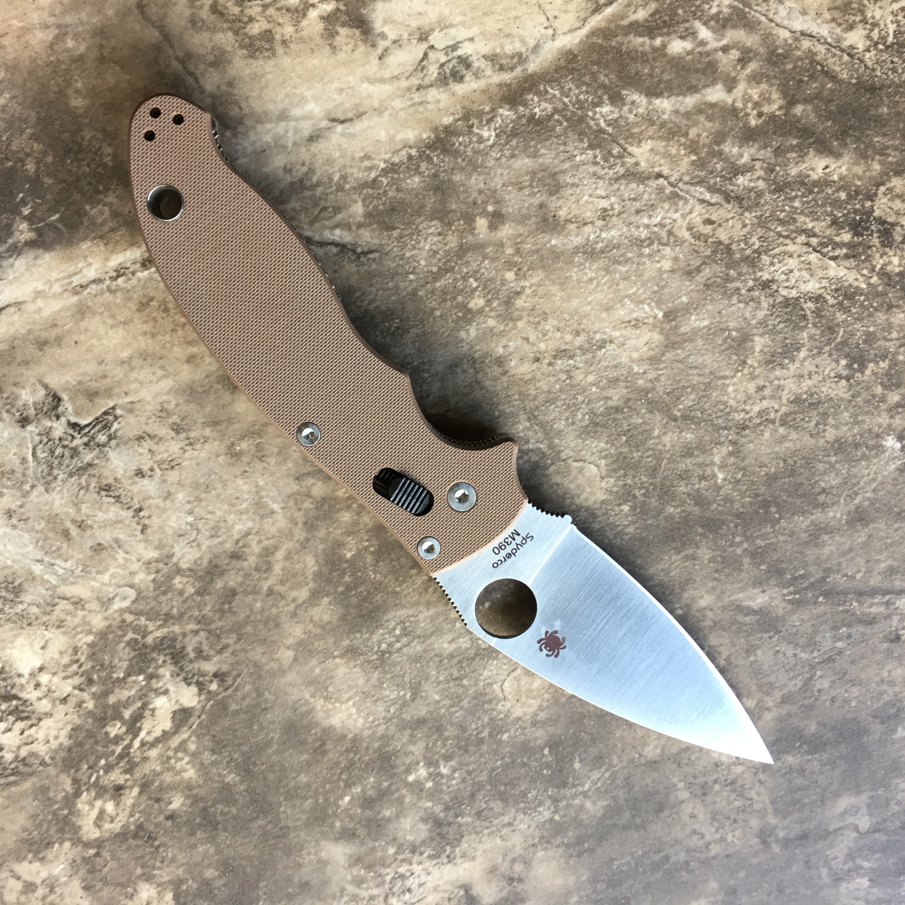 Spyderco Exclusive Manix 2 Folder 3.38 Inch M390 Satin Blade Earth