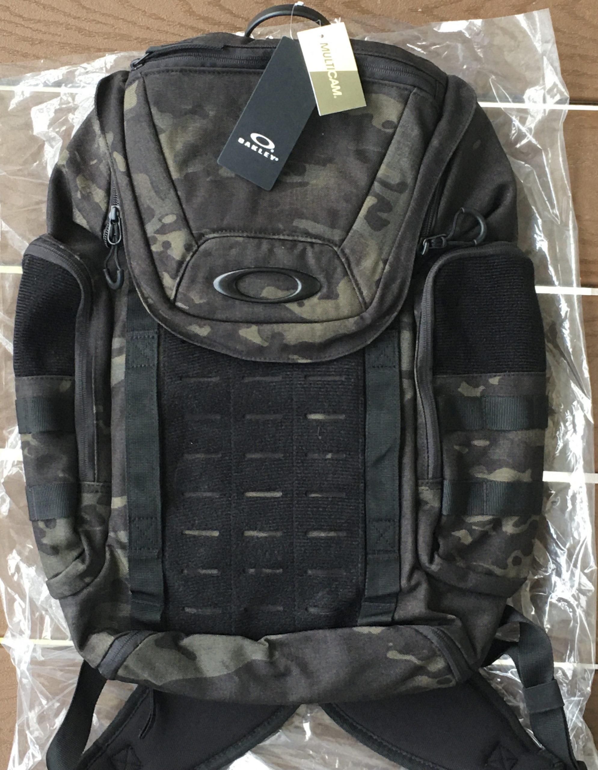 Oakley Standard Issue Link Pack Miltac Backpack, Black Multicam 921026S-02L  – Black Wolf Supply