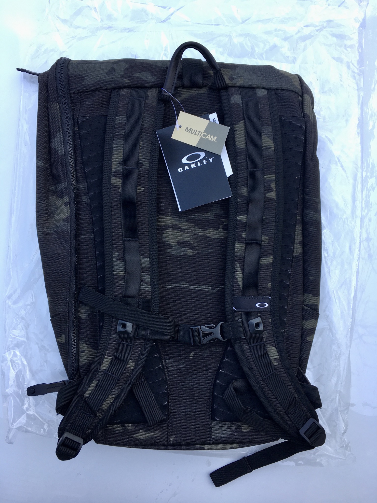 Oakley Standard Issue Voyage Roll Top Backpack Black Multicam Polyester ...